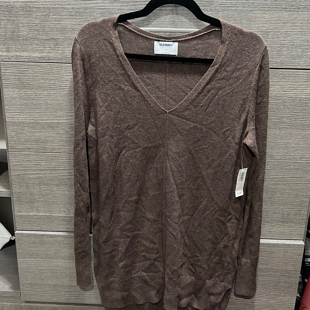 Old Navy Pull Over Sweater. Size: Medium
